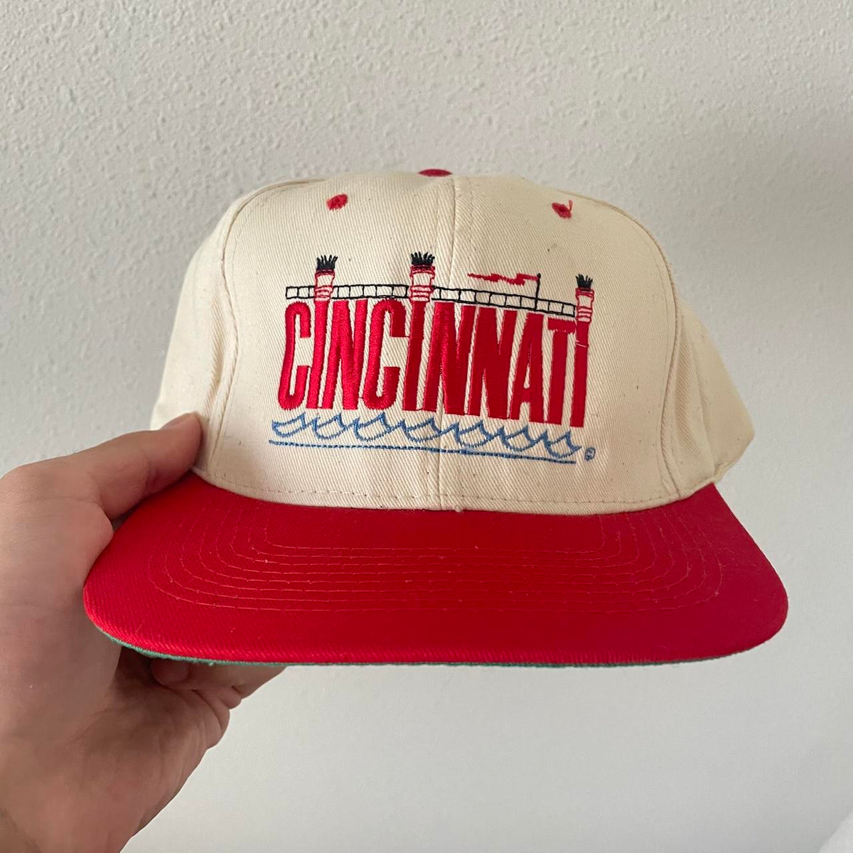 Vintage Cincinnati Riverboat Snapback — listing photo 1