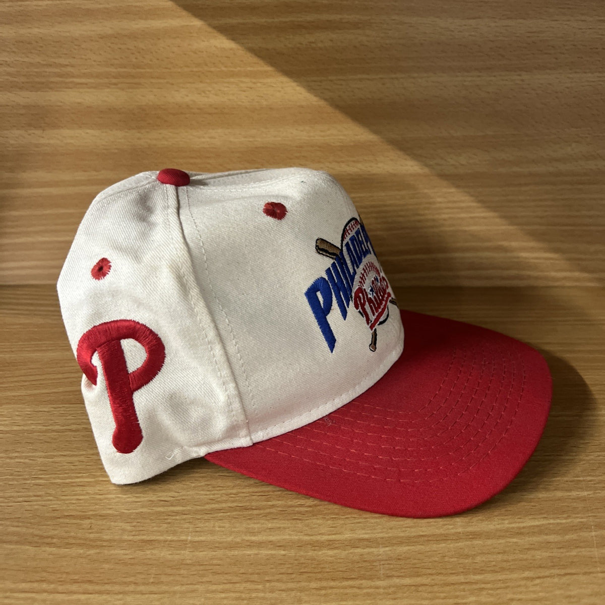 Vintage 90s Philadelphia Phillies #1 Apparel Snapback — photo 2 of 6