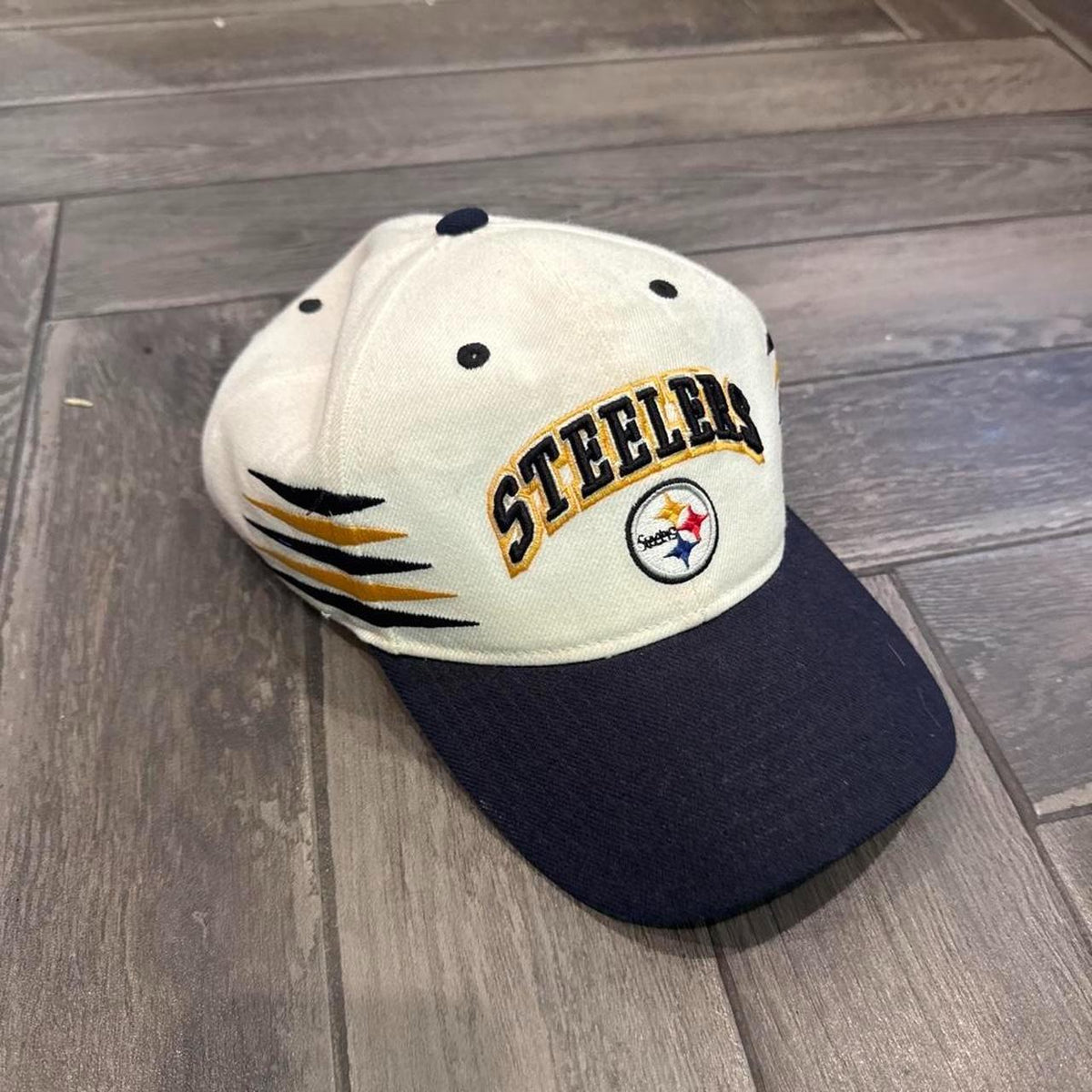 Vintage Pittsburgh Steelers Claw Mark Cap product photo 2