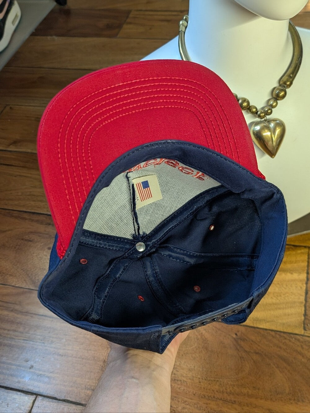Vintage Budweiser Snapback Hat product photo 6